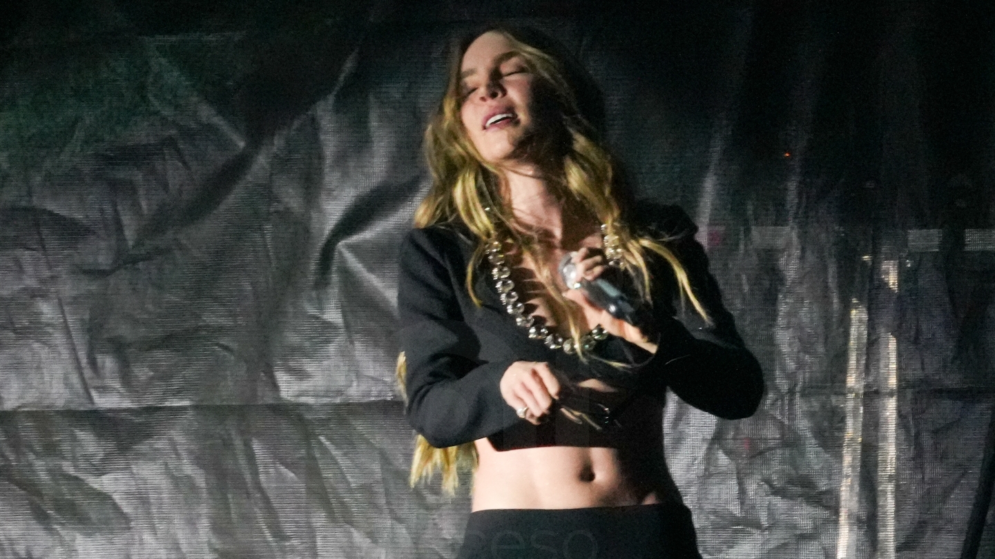 Belifans viven noche sin límites en la FENAPO 2025