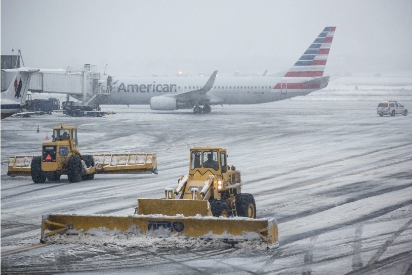 Tormenta invernal en Estados Unidos provoca cancelaciones masivas de vuelos