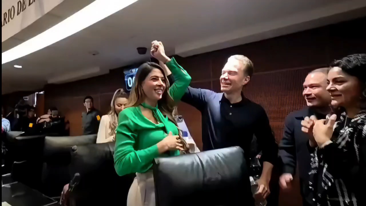 Velasco “destapa” a Ruth González para la gubernatura; ella pide tiempo y evita definirse