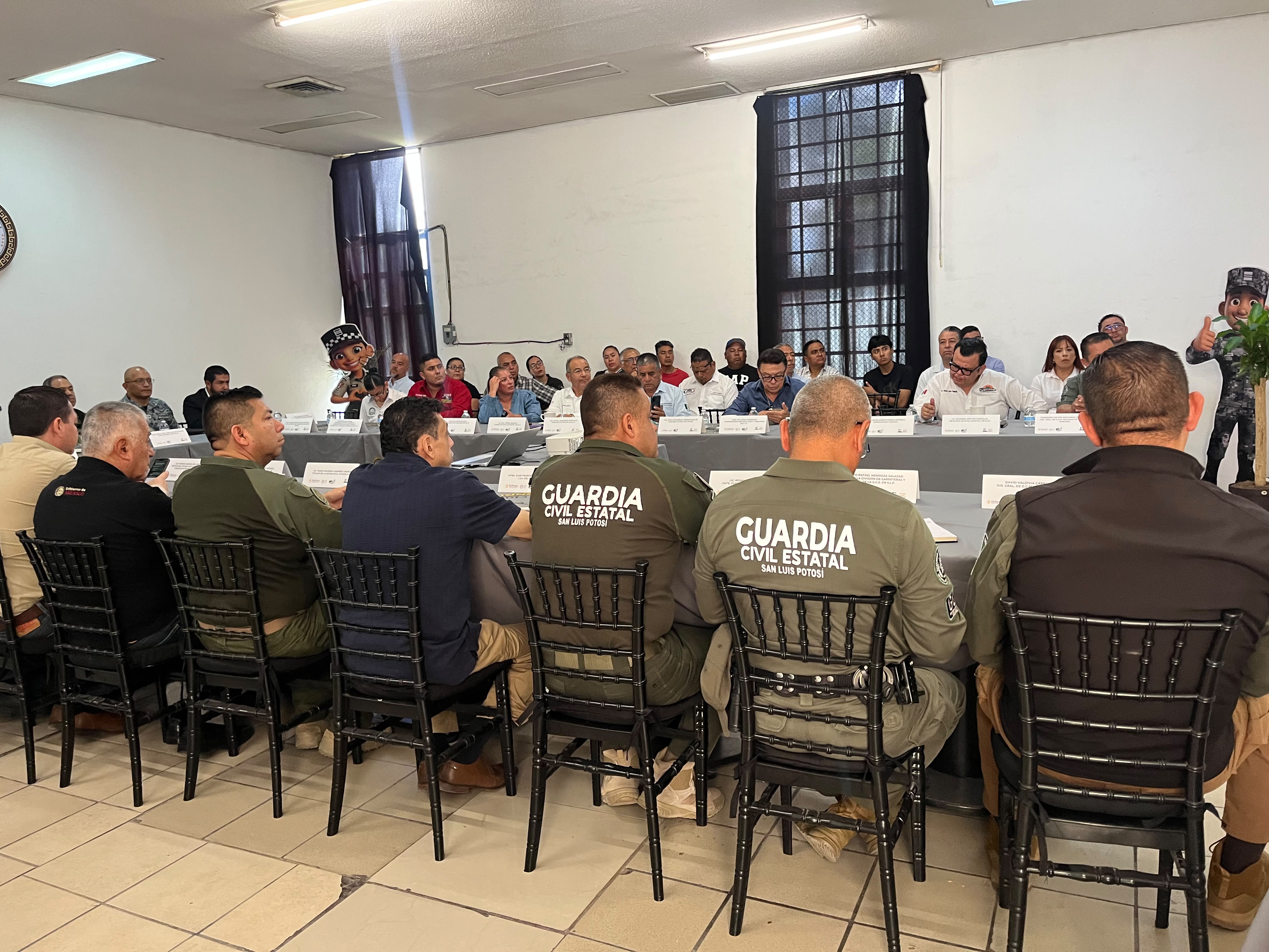 Policía de Pozos se suma a la estrategia de protección de carreteras